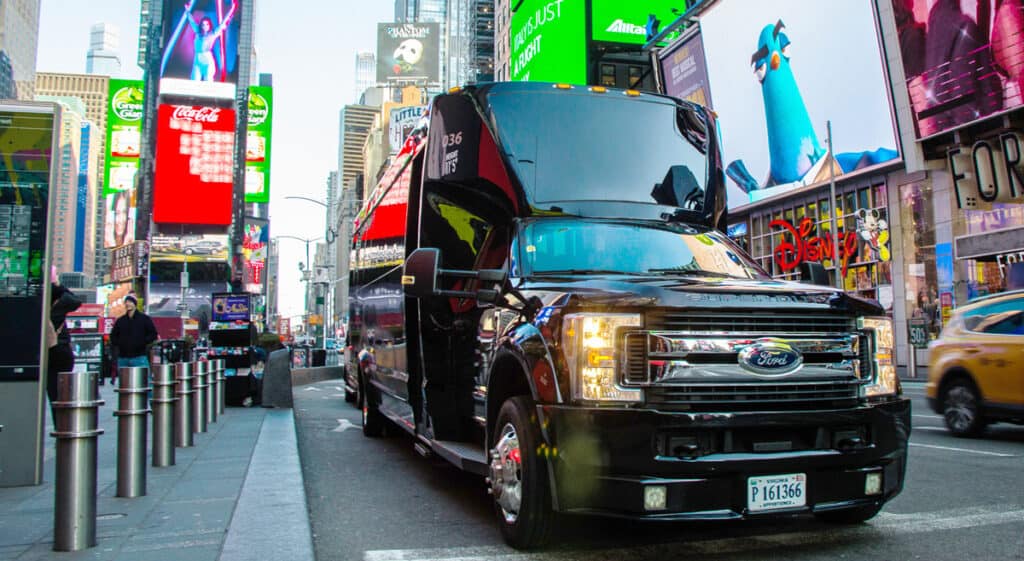 NYC BUS TOURS BY USA GUIDED TOURS